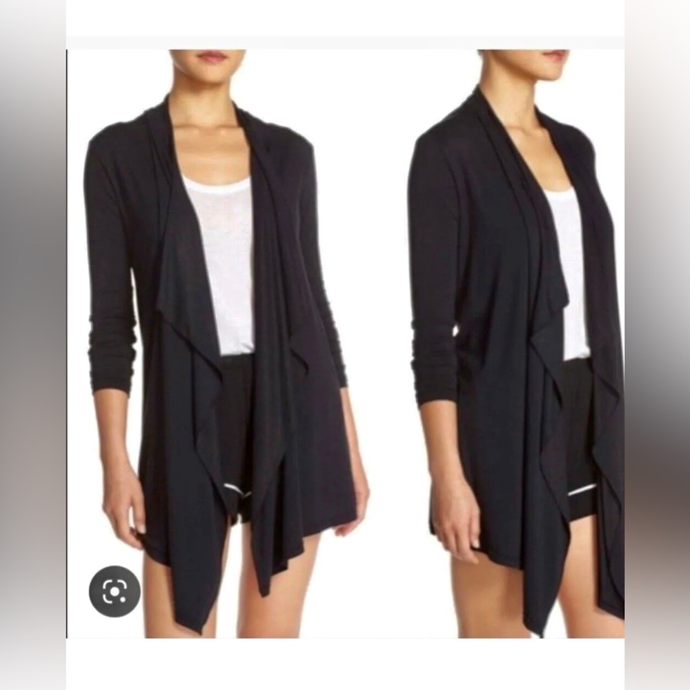 NWT Barefoot Dreams XL Luxe Milk Jersey Calypso Wrap in Indigo. Super soft!